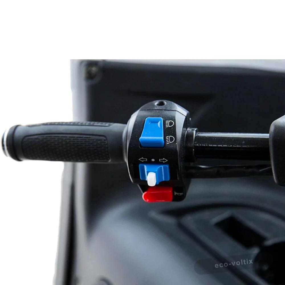 Электротрицикл Rutrike Рикша NEW 60V1800W красно-синий